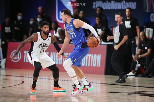 羽毛球场地 羽毛球场地