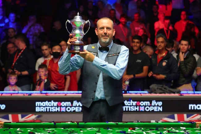 他的传奇故 他的传奇故