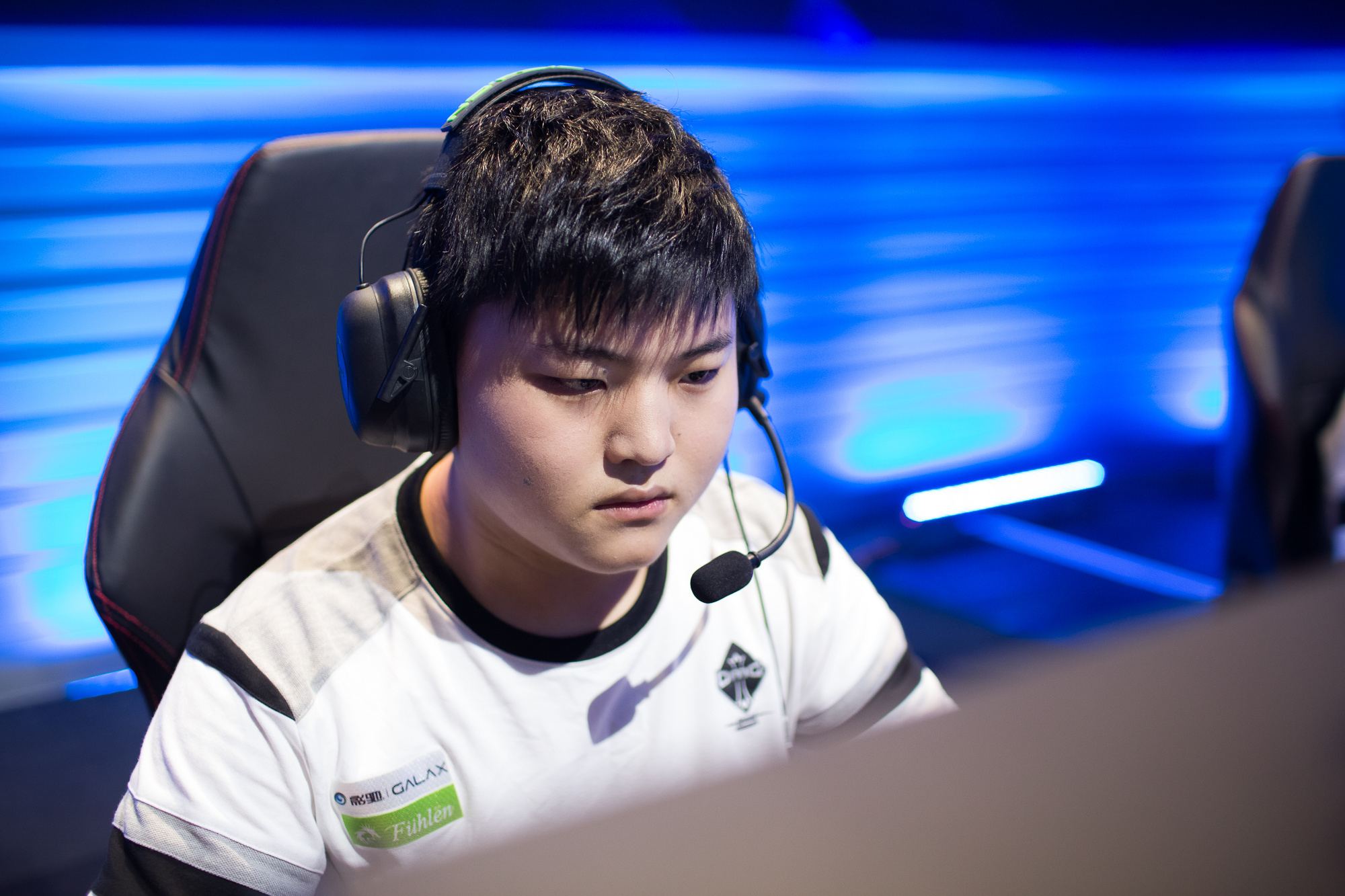 通过不断调 通过不断调