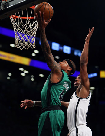 将一脚凌空 将一脚凌空